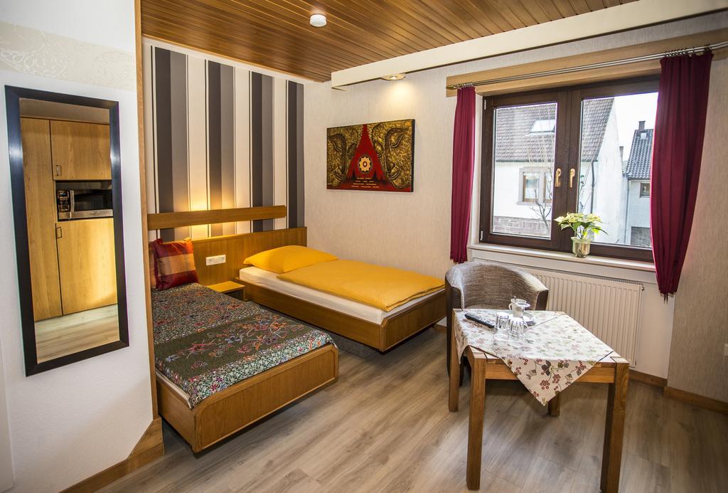Boardinghouse Remchingen Baan Arun Apartment Ngoại thất bức ảnh